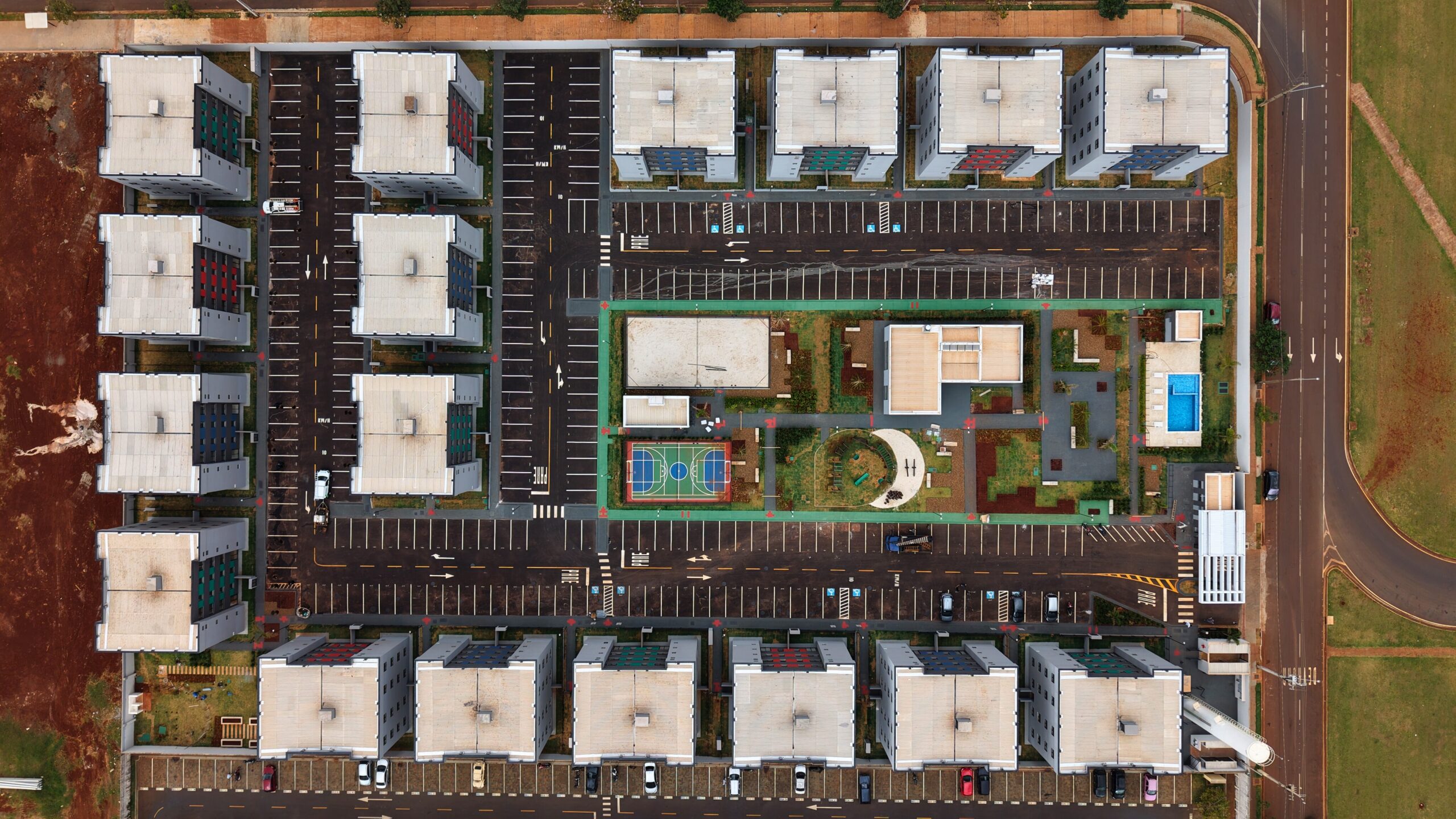 Londrina e Maringá puxam valorização imobiliária no Paraná com crescimento histórico de até R$ 3,3 bilhões em vendas - HojePR
